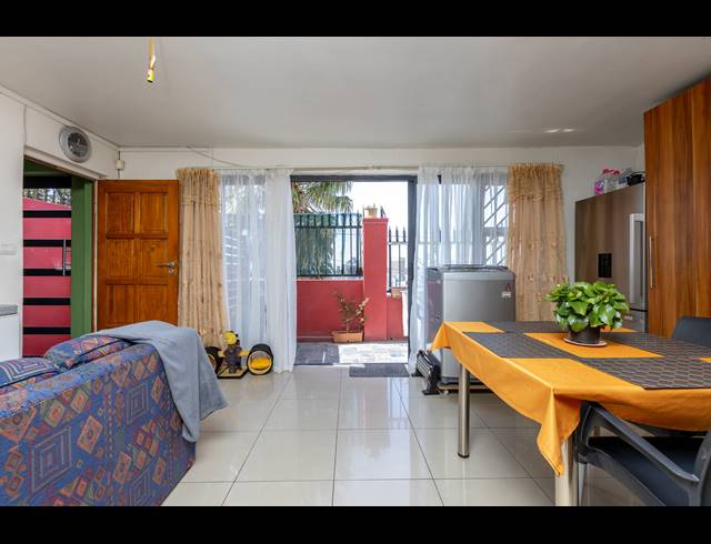 8 BEDROOM HOUSE FOR SALE IN BO KAAP